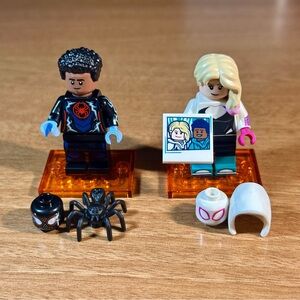 LEGO Spiderman: Across the Spider-Verse Minifigures 71050 Spider Gwen & Miles